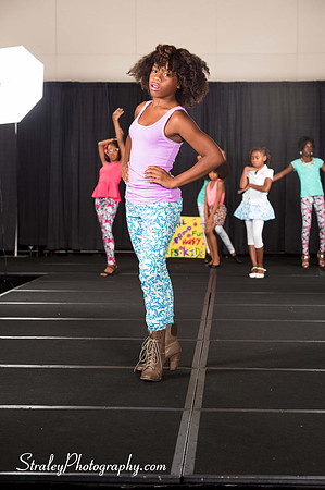 Proteges of Fashion 2013 08 03  - 0106