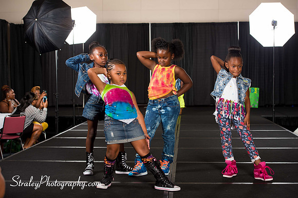 Proteges of Fashion 2013 08 03  - 0153