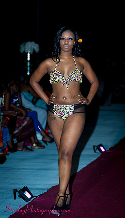 Ultimate Runway - AMG 2012 06 30 - 347