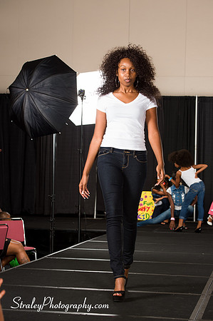 Proteges of Fashion 2013 08 03  - 0687