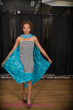 Kara Bazma Fashion Walk 2011 06 -33