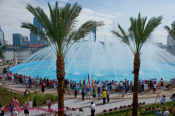 Friendship Fountain Opening Day 2011 06 18 -48