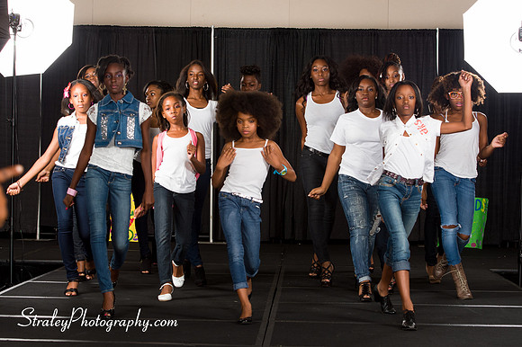 Proteges of Fashion 2013 08 03  - 0677