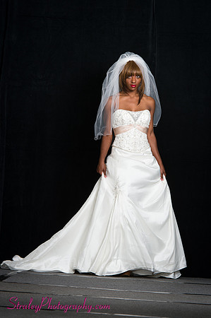 Arlenes Gowns Runway 2013 03 10 - 0495