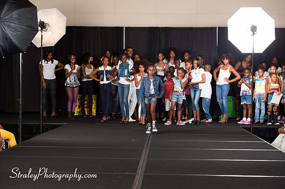 Proteges of Fashion 2013 08 03  - 0512