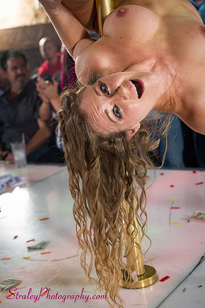 Gold Club Pole Dancing 07 21 2012 - 1021