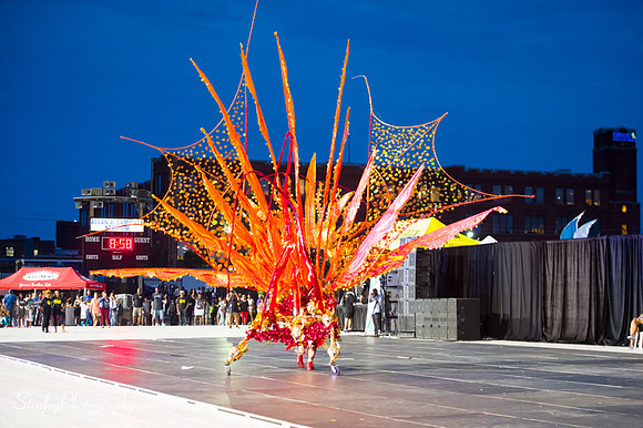 Toronto Carnival  2016 07 29 - 0445