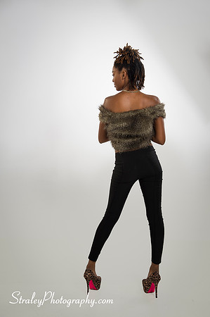 Synovia Owens 2013 09 11 - 0506-Edit