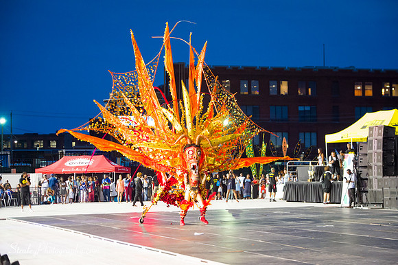 Toronto Carnival  2016 07 29 - 0451