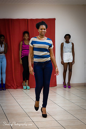 Nat Queen Runway Instruction 2016 06 04 - 0030 social_