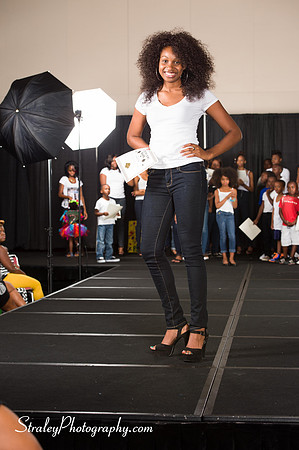 Proteges of Fashion 2013 08 03  - 0579
