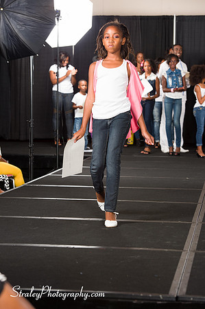 Proteges of Fashion 2013 08 03  - 0551