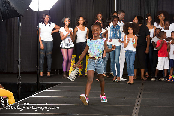 Proteges of Fashion 2013 08 03  - 0520