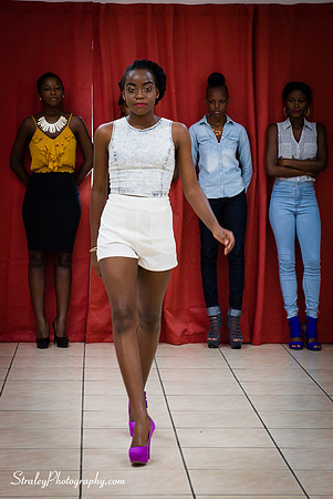 Nat Queen Runway Instruction 2016 06 04 - 0021 social_