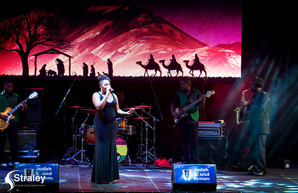 Carols by Candlelight - 2018 12 02 - 0145