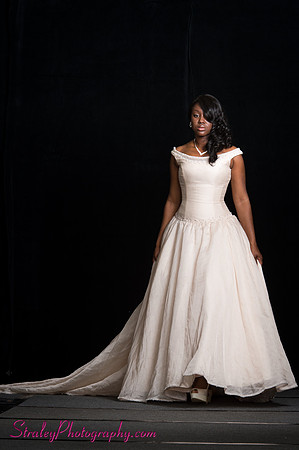 Arlenes Gowns Runway 2013 03 10 - 0523