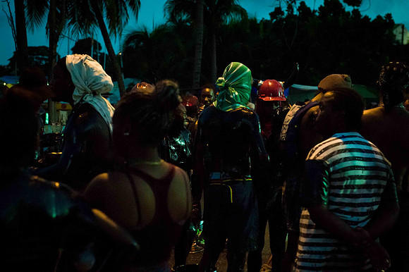 16 - Jouvert Morning