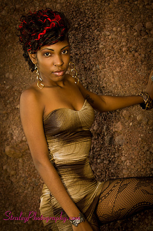 Model shoot gravel yard 2012 01 07 -  238-Edit