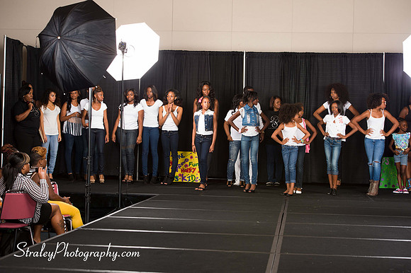 Proteges of Fashion 2013 08 03  - 0492