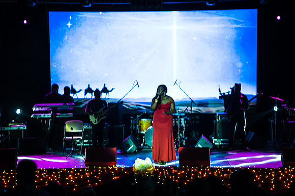 Carols by Candlelight 2019 12 01 - 0138