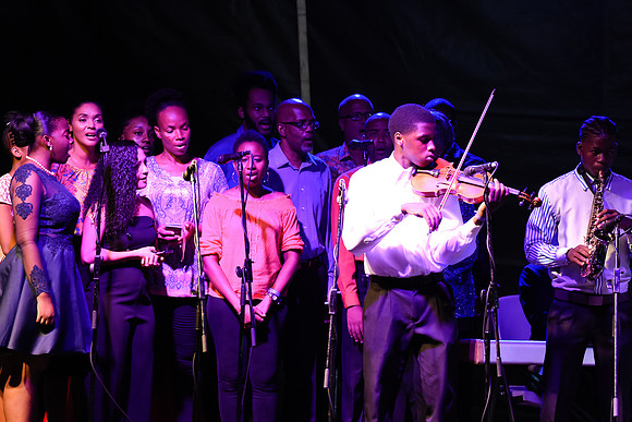 Carols by Candlelight 2019 12 01 - 0179