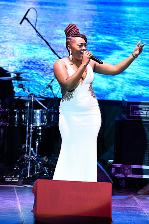Carols by Candlelight 2019 12 01 - 0455