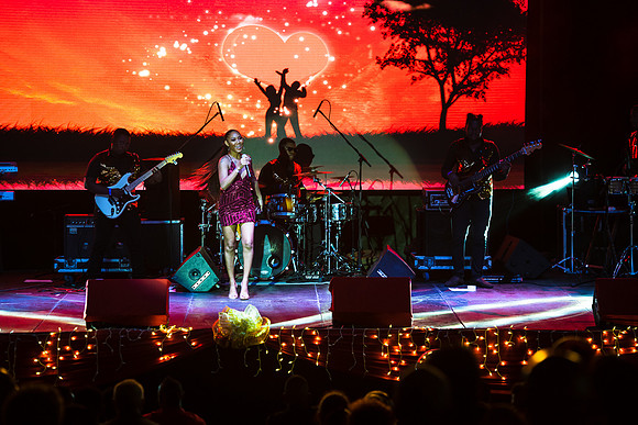 Carols by Candlelight 2019 12 01 - 0636