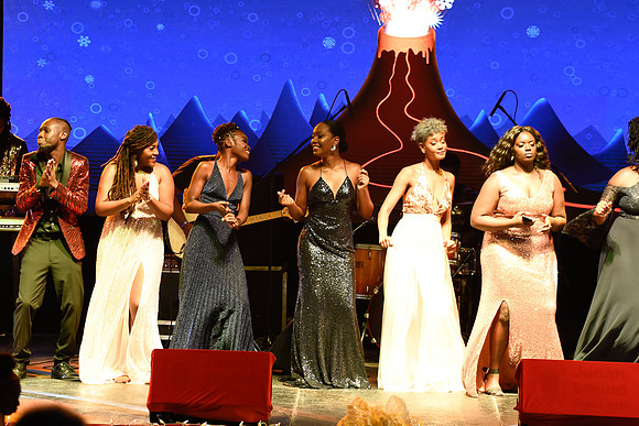 Carols by Candlelight 2019 12 01 - 1105