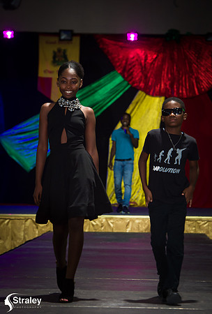 I AM 473 Fashion Show 2020 01 18 - 0040