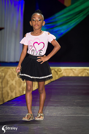 I AM 473 Fashion Show 2020 01 18 - 0044