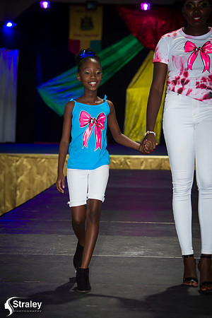 I AM 473 Fashion Show 2020 01 18 - 0246