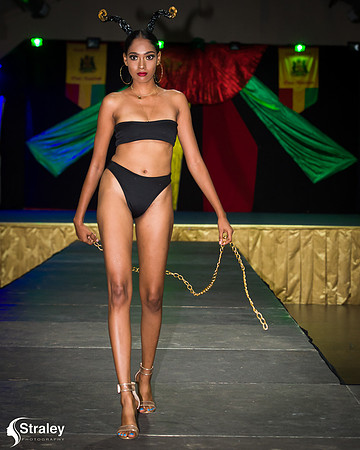 I AM 473 Fashion Show 2020 01 18 - 0550