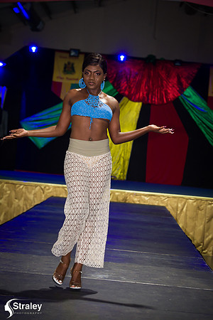 I AM 473 Fashion Show 2020 01 18 - 0541