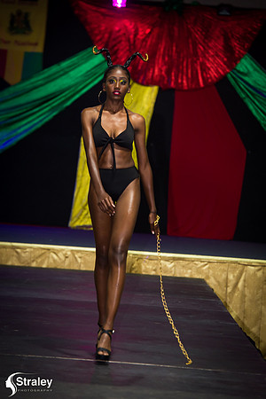 I AM 473 Fashion Show 2020 01 18 - 0586