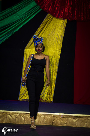 I AM 473 Fashion Show 2020 01 18 - 0689