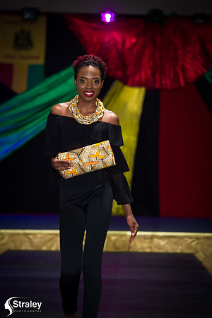 I AM 473 Fashion Show 2020 01 18 - 0704