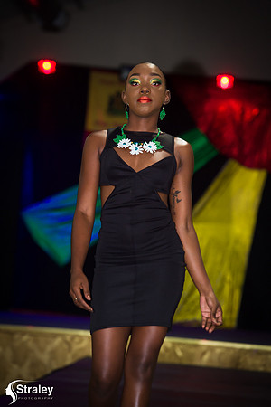 I AM 473 Fashion Show 2020 01 18 - 0743