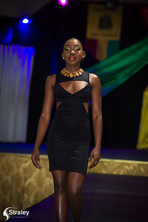 I AM 473 Fashion Show 2020 01 18 - 0822