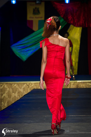 I AM 473 Fashion Show 2020 01 18 - 0936