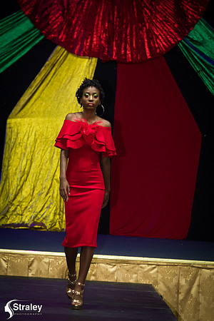 I AM 473 Fashion Show 2020 01 18 - 0937