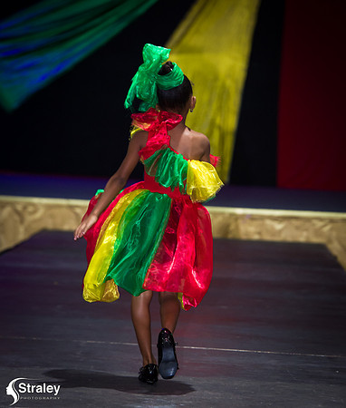 I AM 473 Fashion Show 2020 01 18 - 1138