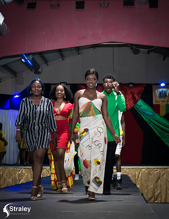 I AM 473 Fashion Show 2020 01 18 - 1325