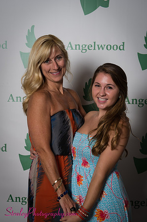 AngelwoodFashion Show People 2012 08 17 -  0103