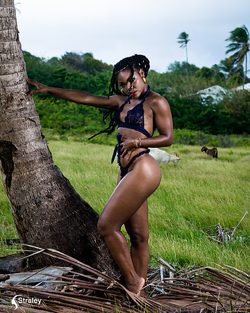 April Ruffin -  2021  12 12 - 0282-Edit