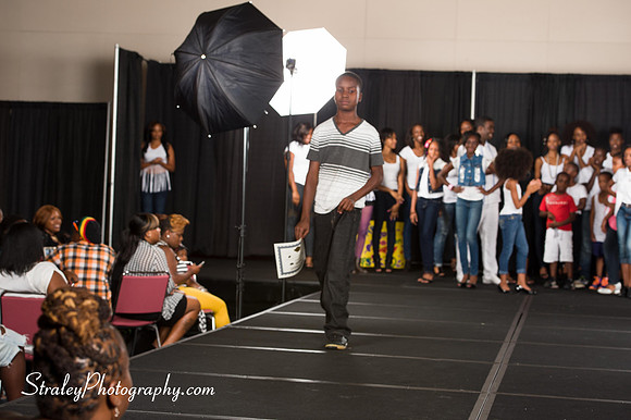 Proteges of Fashion 2013 08 03  - 0535