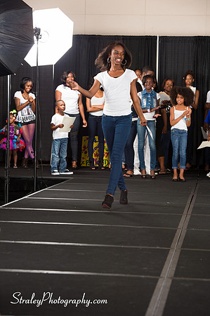 Proteges of Fashion 2013 08 03  - 0581