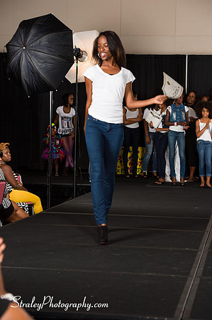 Proteges of Fashion 2013 08 03  - 0582