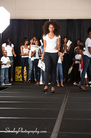 Proteges of Fashion 2013 08 03  - 0572