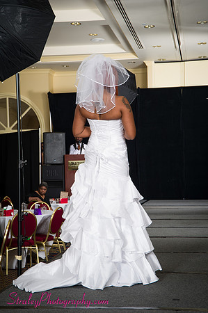 Arlenes Gowns Runway 2013 03 10 - 0489