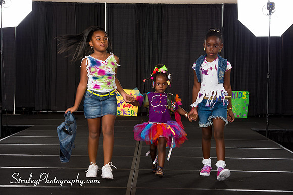 Proteges of Fashion 2013 08 03  - 0184